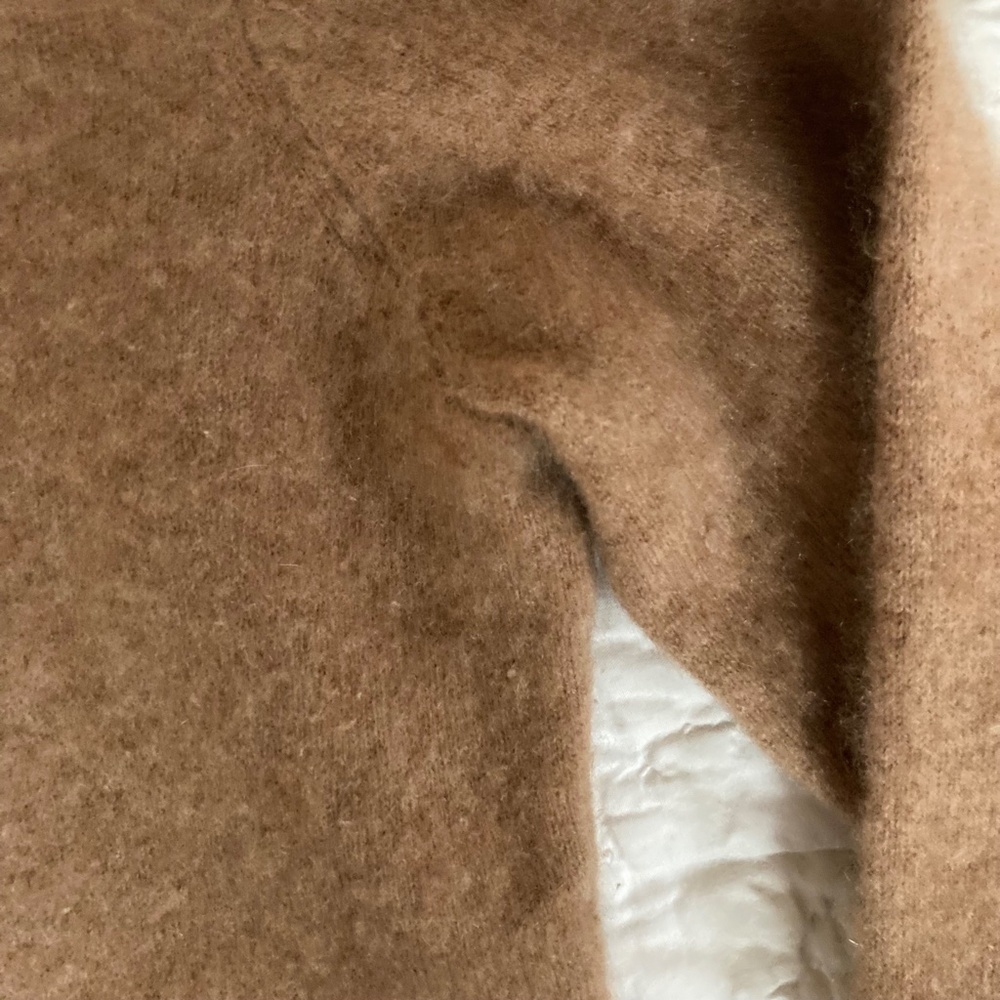 Reformation Cashmere Sweater Camel - Picture 9 of 13